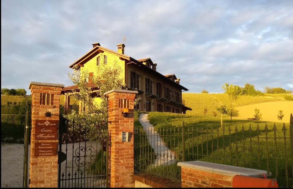 Azienda Agricola Cascina Margherita Villa San Damiano dʼAsti Exterior foto